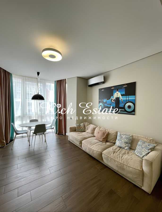 Оренда 3-кімнатної квартири 80 м², Ломоносова вул., 71З
