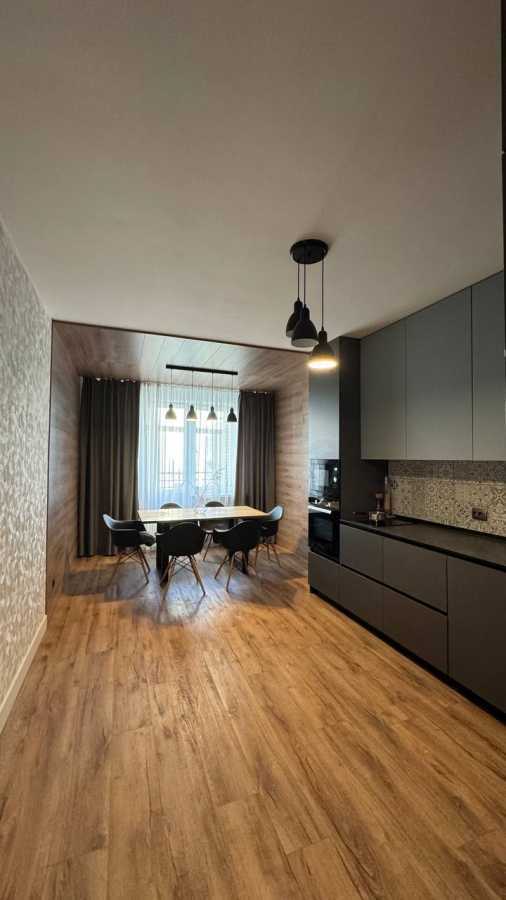 Оренда 3-кімнатної квартири 120 м², Ірпінська вул., 69А