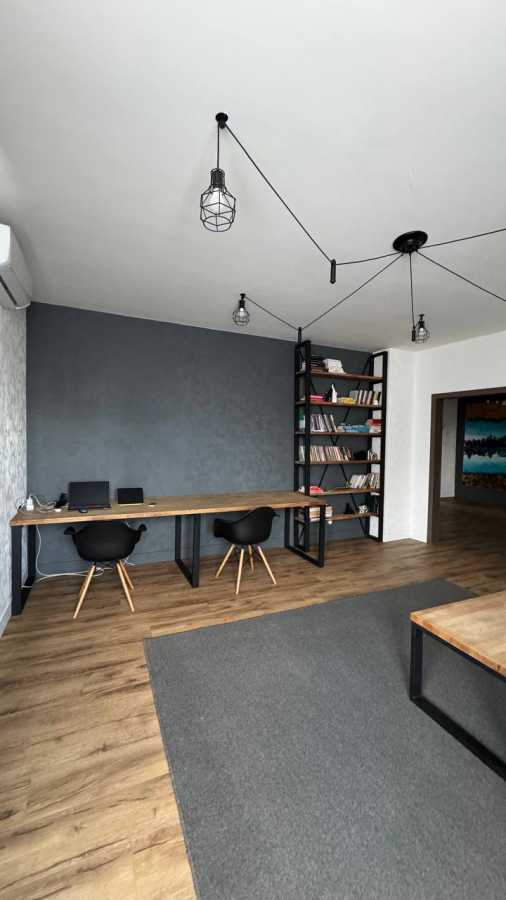 Оренда 3-кімнатної квартири 120 м², Ірпінська вул., 69А