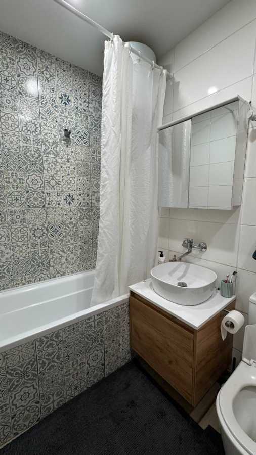 Оренда 3-кімнатної квартири 120 м², Ірпінська вул., 69А