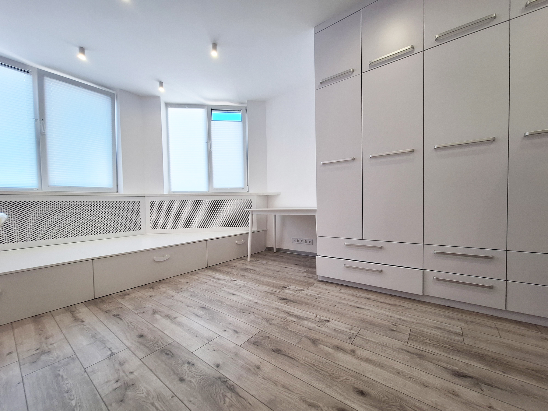 Аренда 3-комнатной квартиры 72 м², Елены Пчилки ул., 8