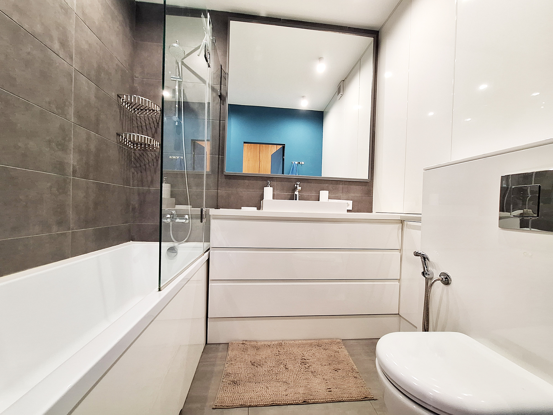 Аренда 3-комнатной квартиры 72 м², Елены Пчилки ул., 8