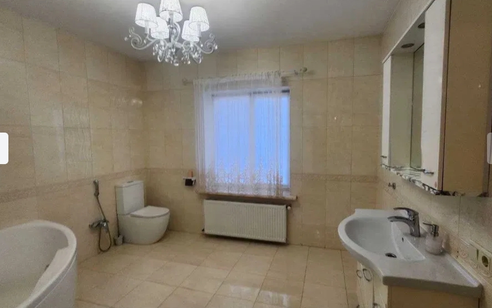 Оренда будинку 150 м², Зої Космодем'янської вул.