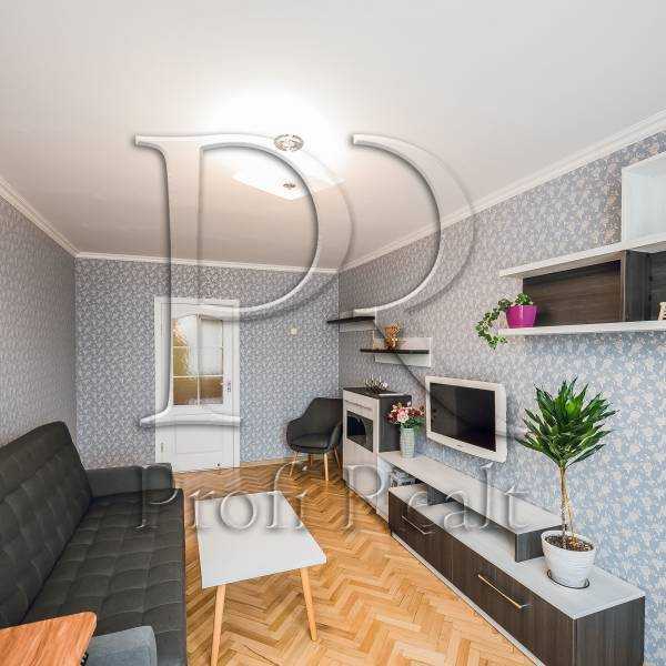 Продажа 2-комнатной квартиры 49 м², Жмеринская ул., 18