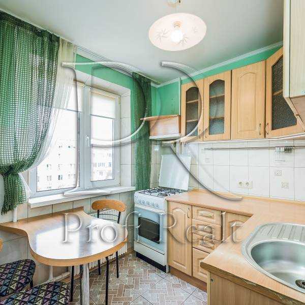 Продажа 2-комнатной квартиры 49 м², Жмеринская ул., 18