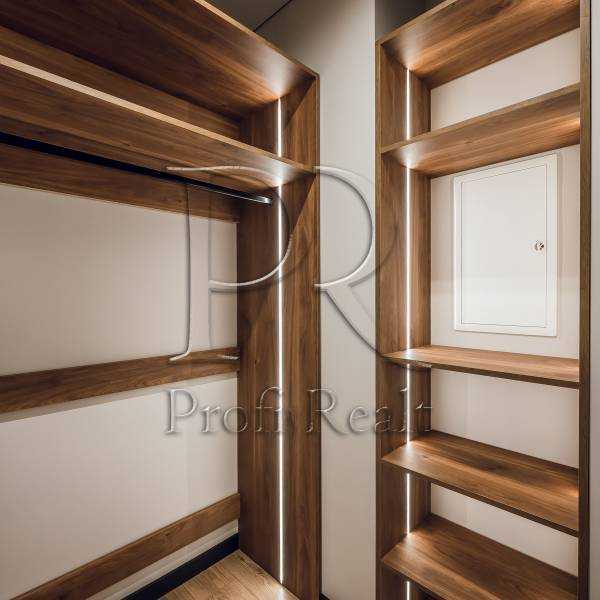 Продаж 2-кімнатної квартири 71 м², Родини Крістерів вулиця, 14В