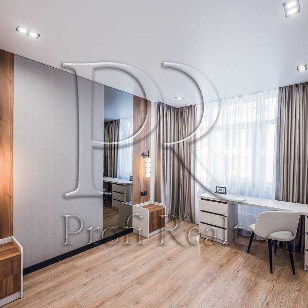 Продаж 2-кімнатної квартири 71 м², Родини Крістерів вулиця, 14В