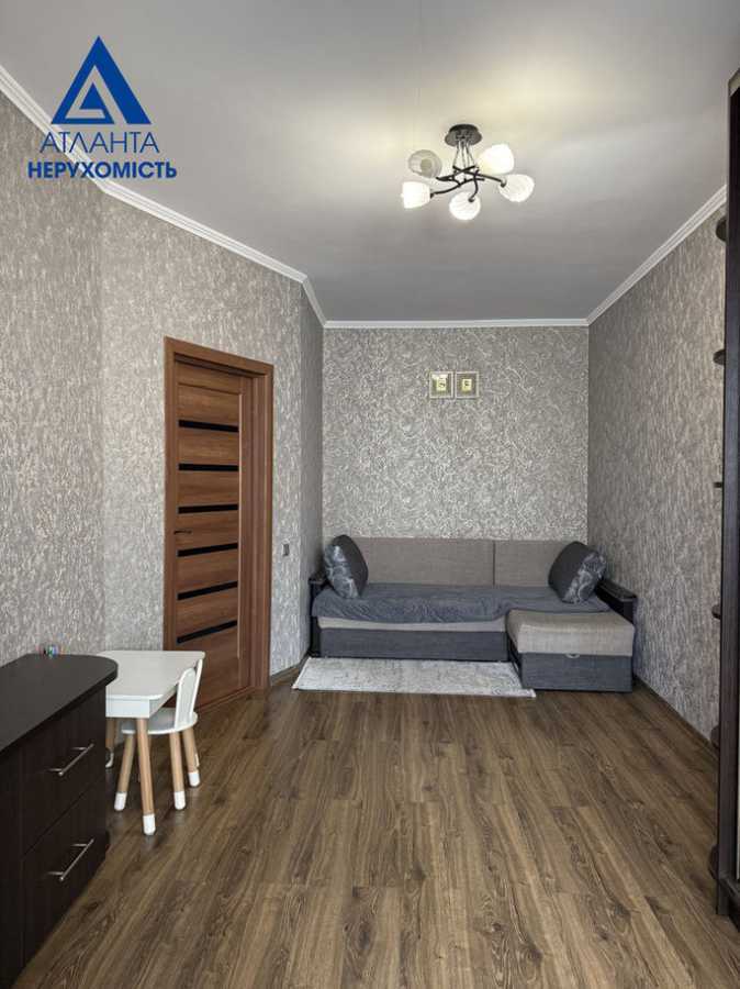 Продажа 1-комнатной квартиры 42.8 м², Зоряна, 14