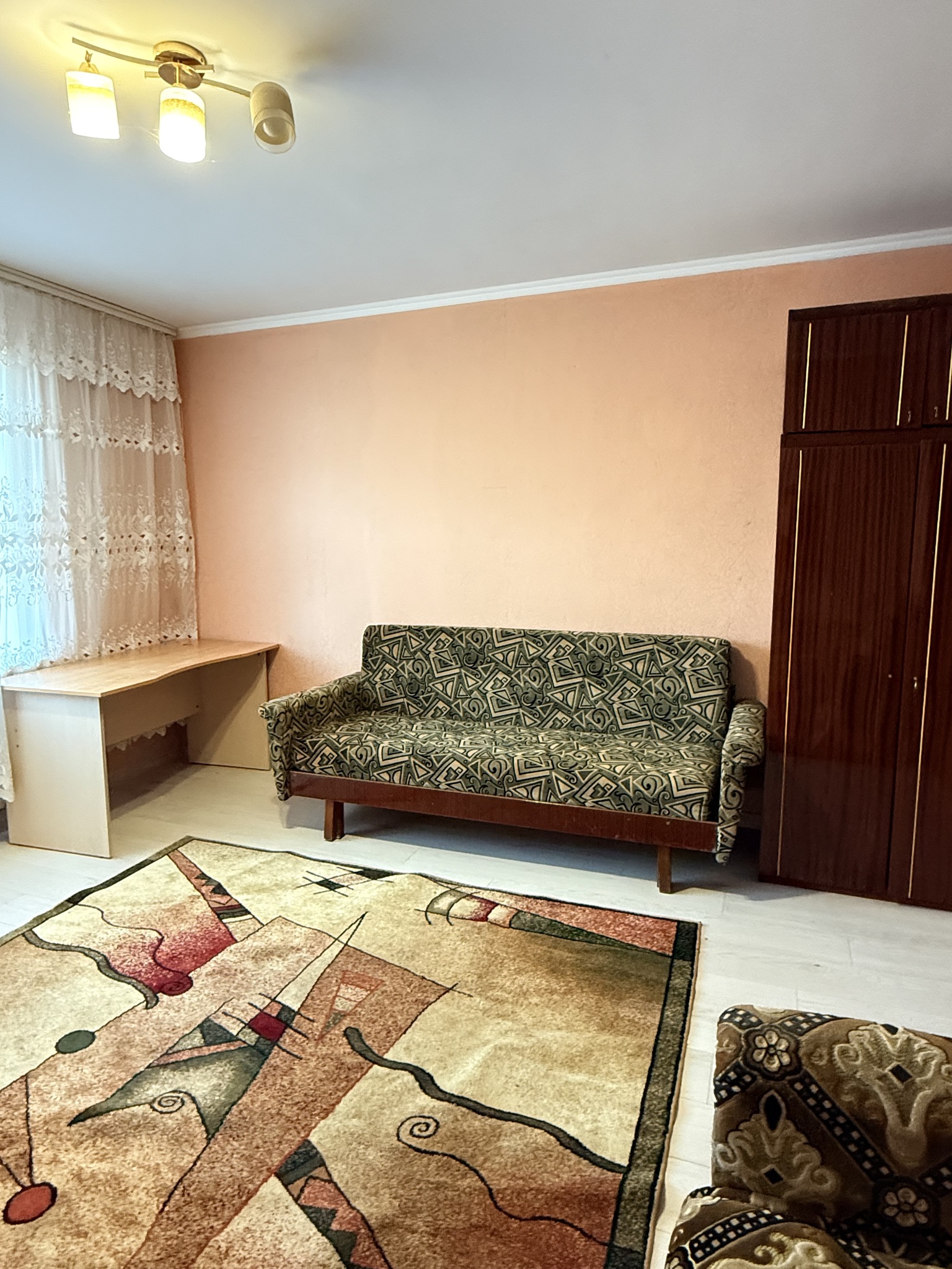 Аренда 3-комнатной квартиры 68 м², Красная ул., 3