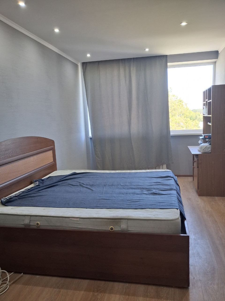 Продажа 2-комнатной квартиры 61 м², Комарова ул., 40Б/1
