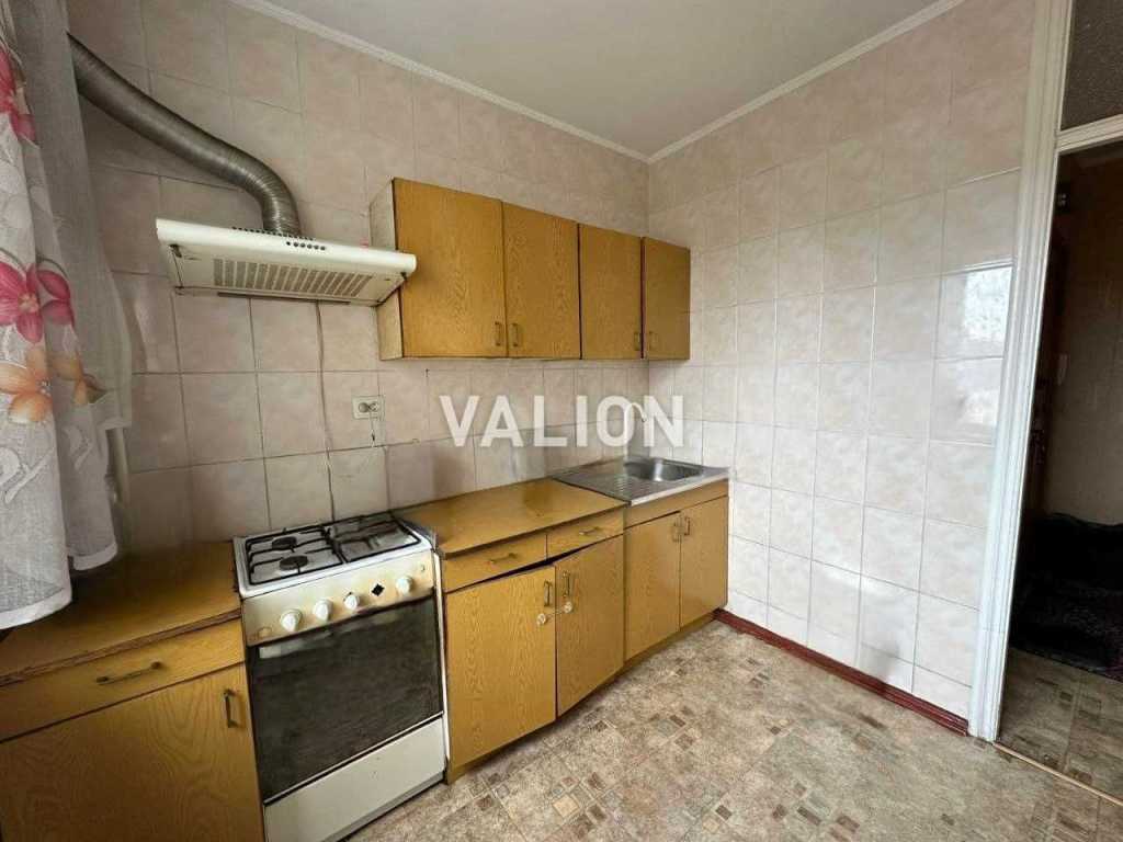 Продаж 3-кімнатної квартири 69 м², Вишняківська вул., 8