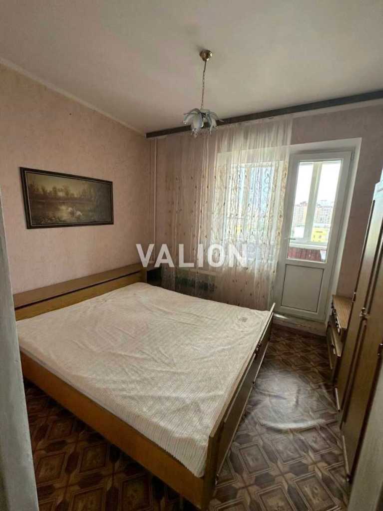 Продаж 3-кімнатної квартири 69 м², Вишняківська вул., 8