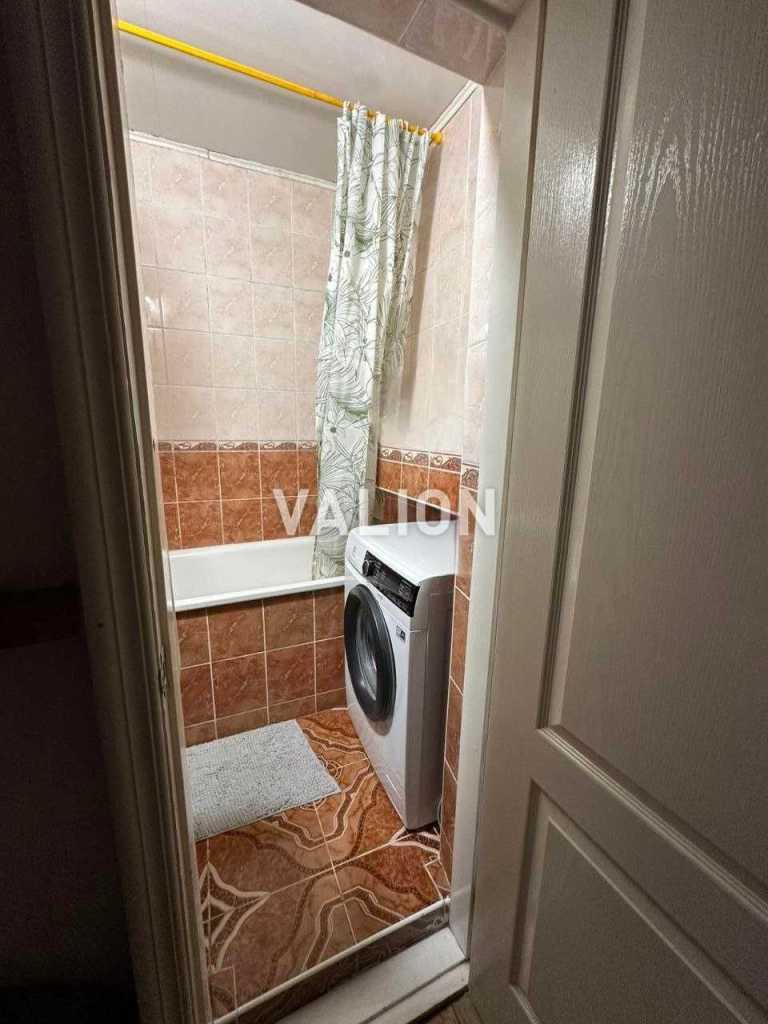 Продаж 3-кімнатної квартири 69 м², Вишняківська вул., 8
