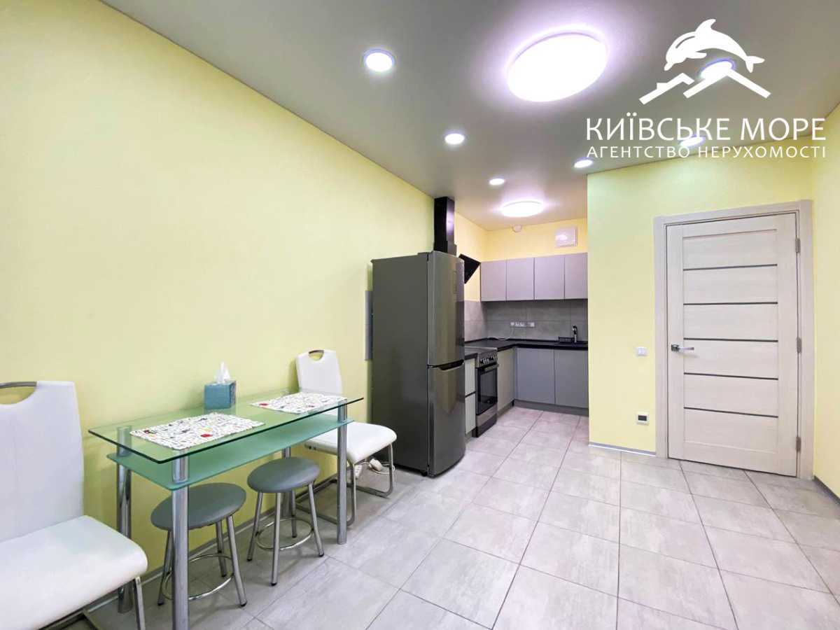 Аренда 1-комнатной квартиры 44 м², Евгения Сверстюка ул., 6А