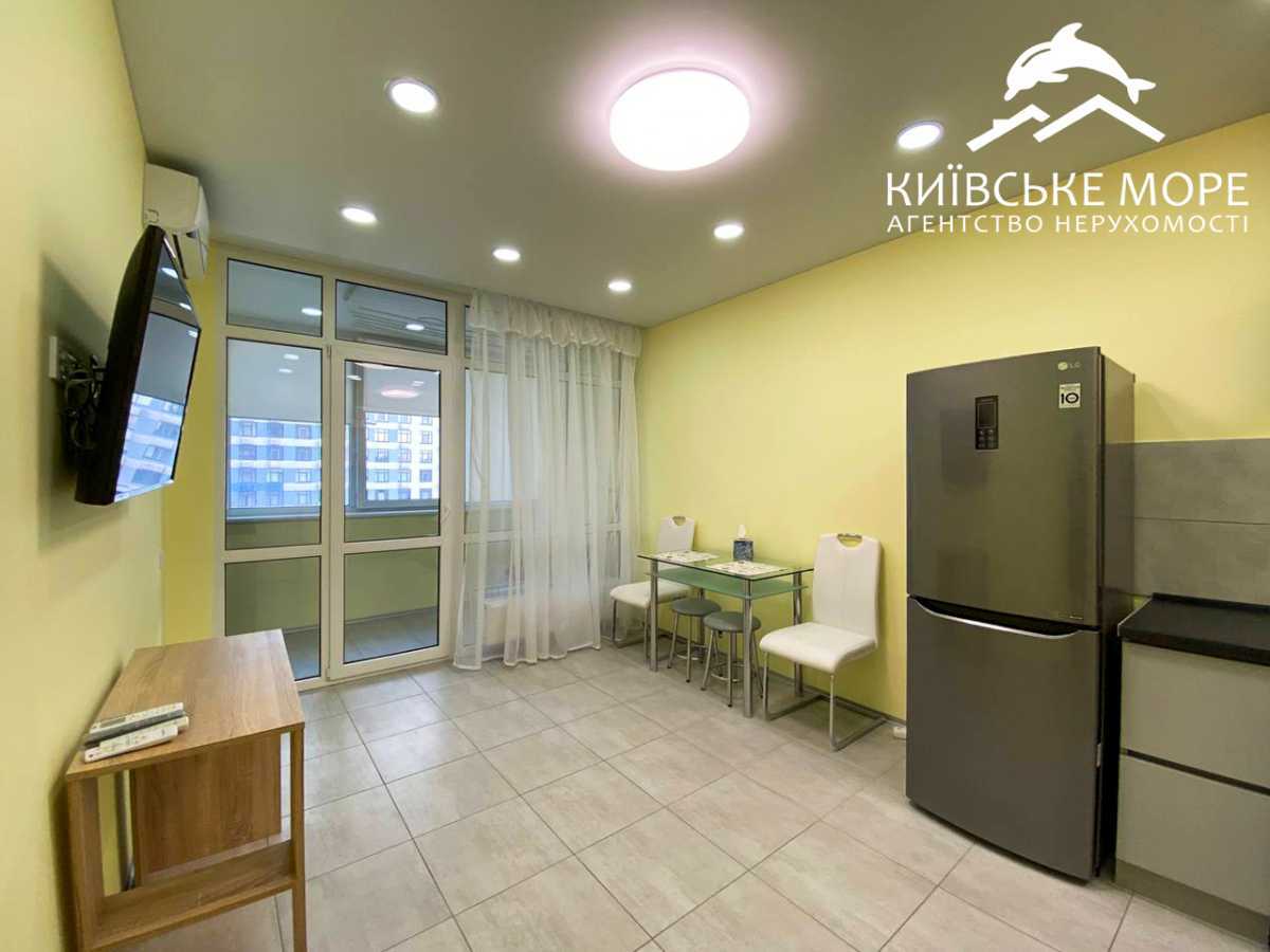 Аренда 1-комнатной квартиры 44 м², Евгения Сверстюка ул., 6А