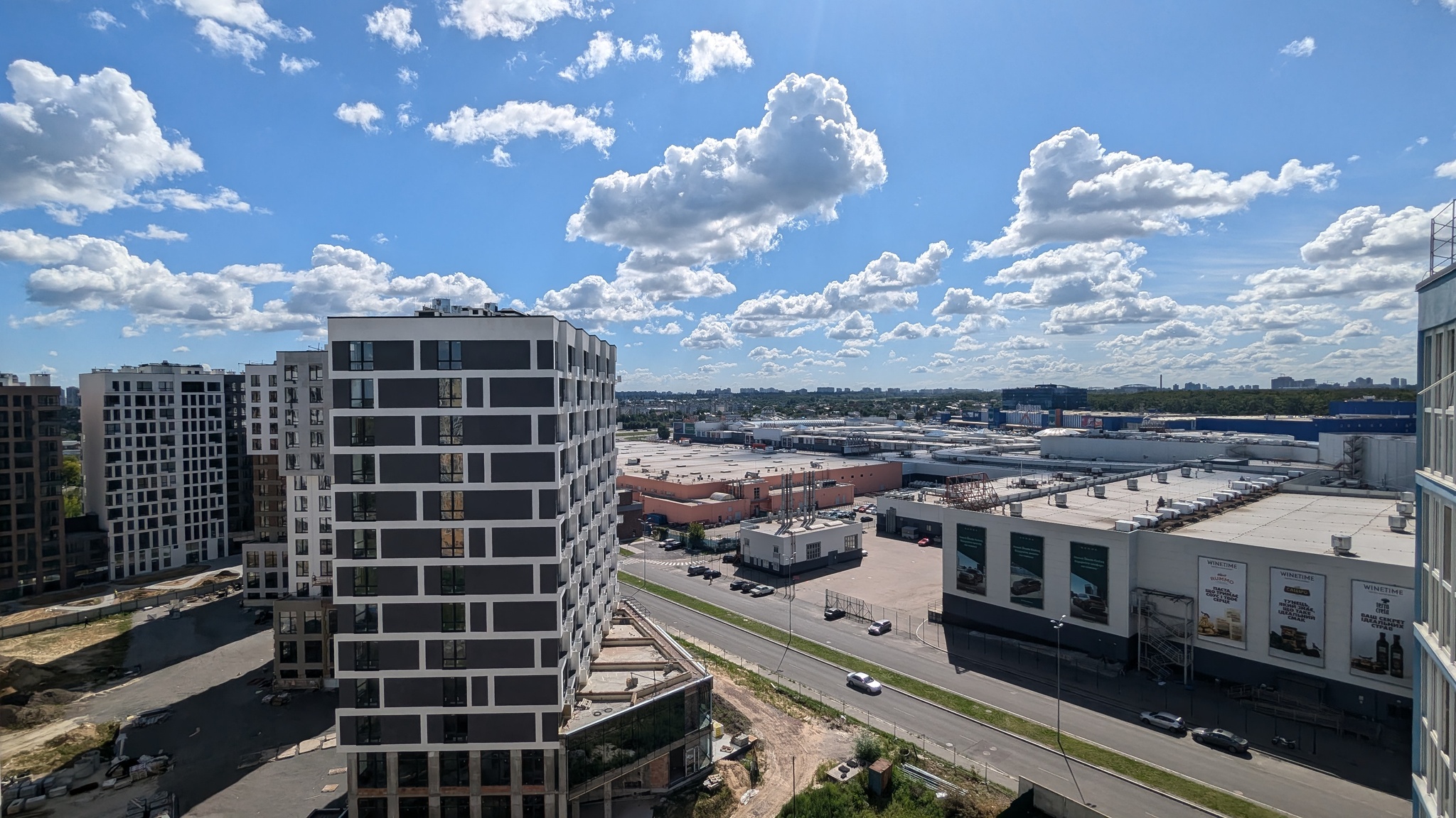 Продаж 2-кімнатної квартири 66.4 м², Берковецька вул., 6Б