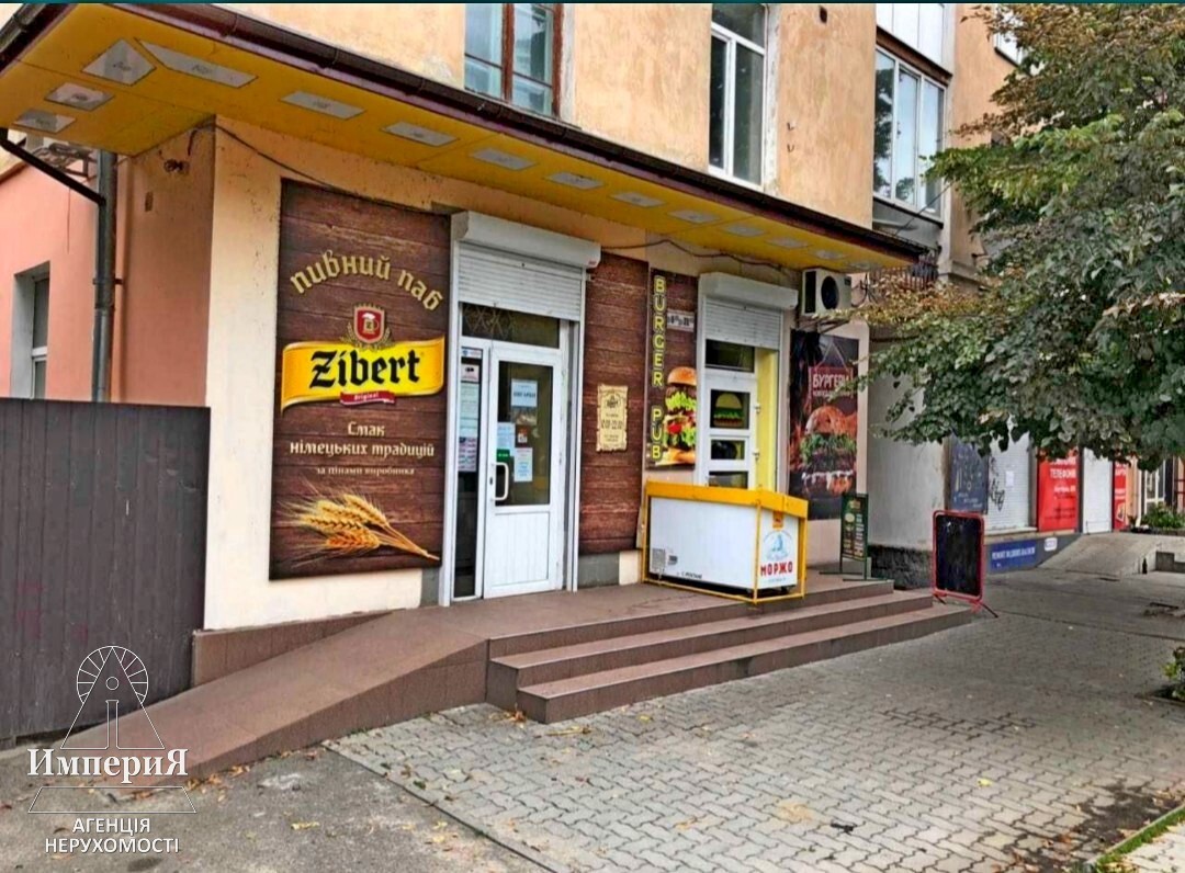 Продажа торгового помещения 108 м², Соборная пл.