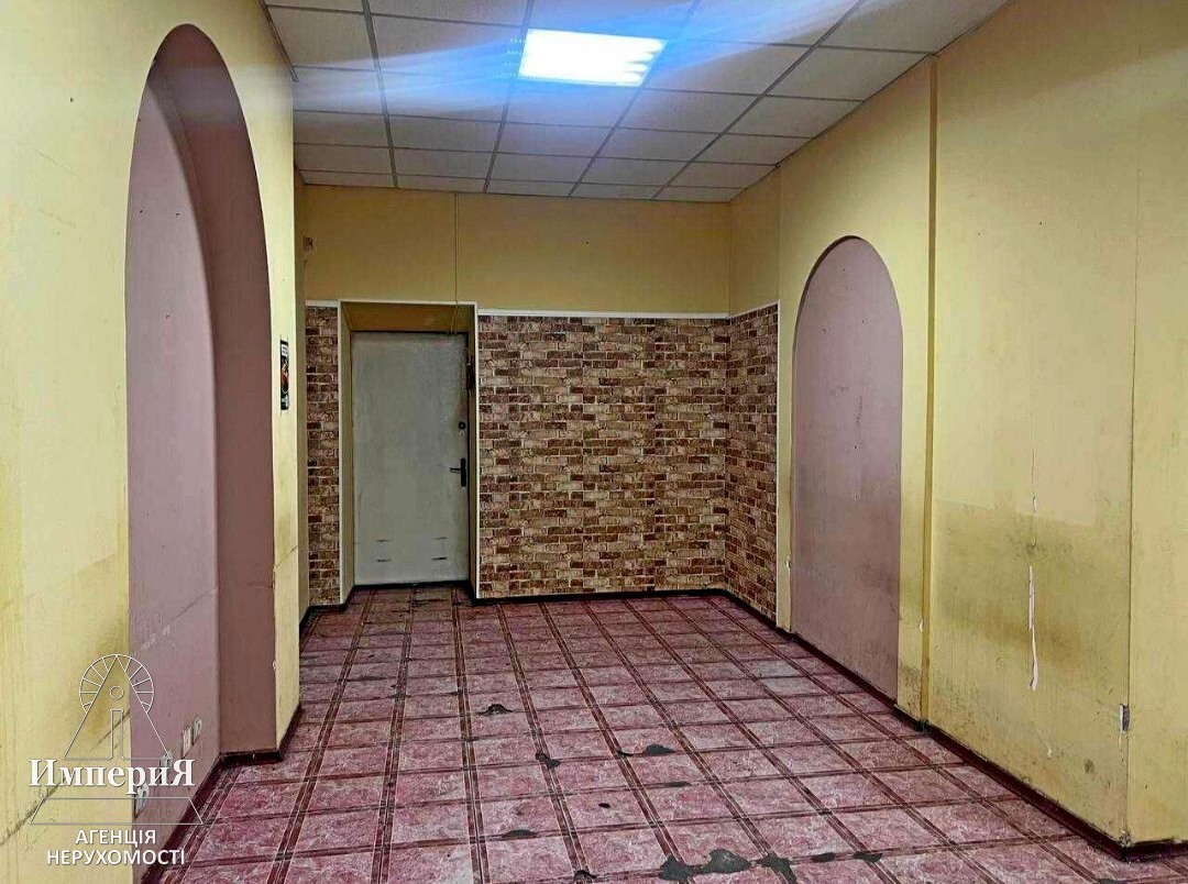 Продажа торгового помещения 108 м², Соборная пл.