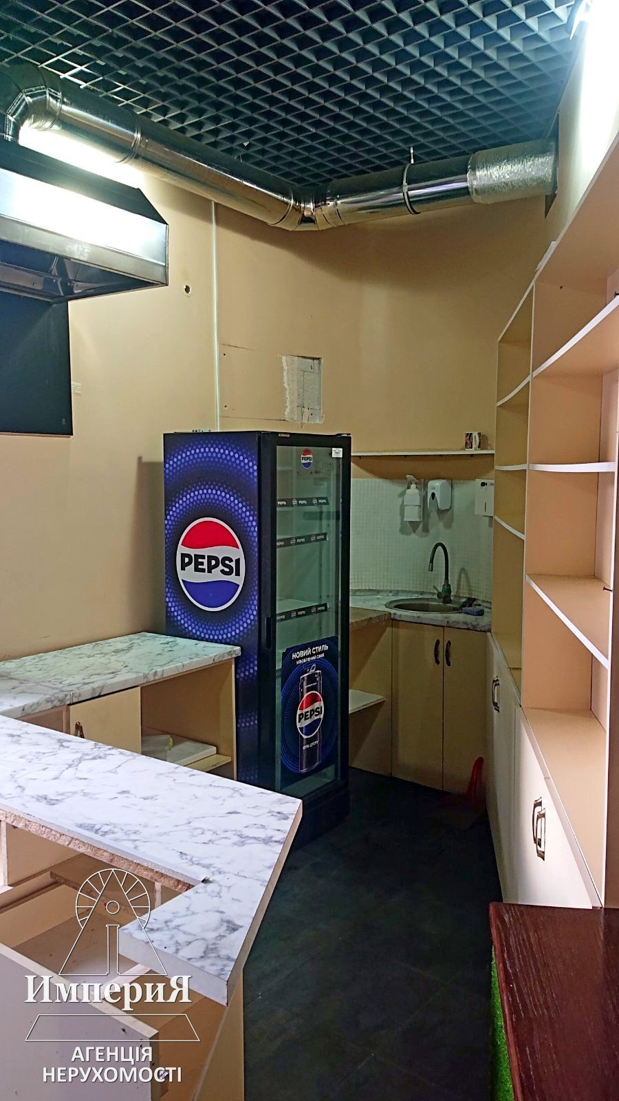 Аренда торгового помещения 30 м², Академика Крымского ул.