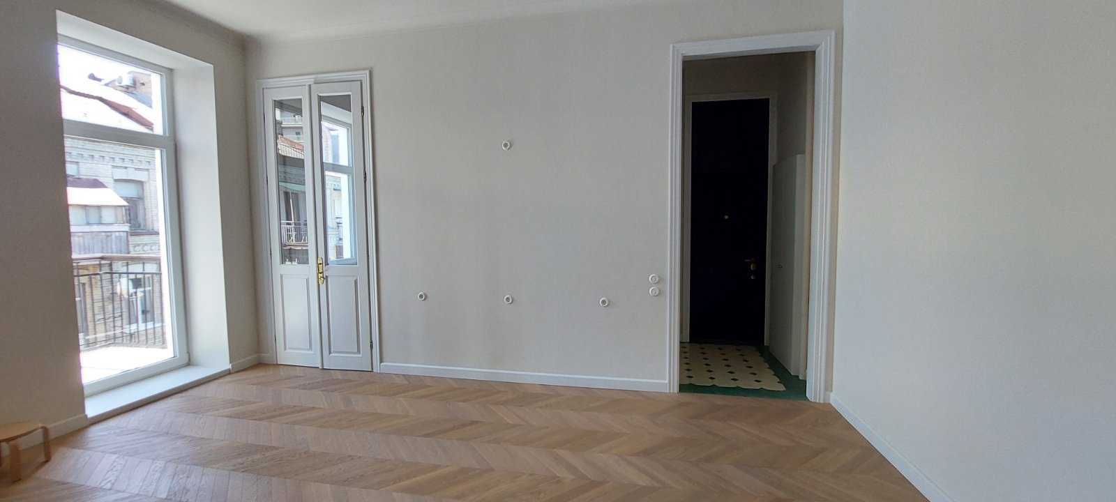 Продаж 3-кімнатної квартири 71 м², Чеховський пров., 9