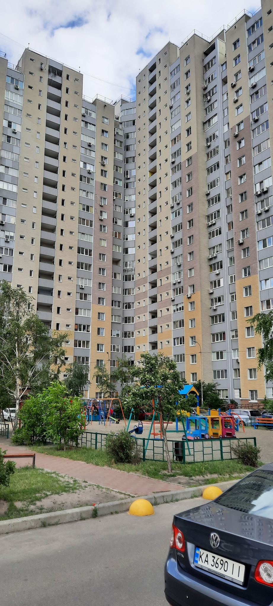 Продаж 1-кімнатної квартири 43.1 м², Миколи Закревського вул., 97