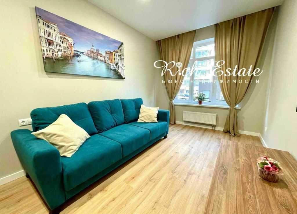 Аренда 2-комнатной квартиры 70 м², Глубочицкая ул., 13