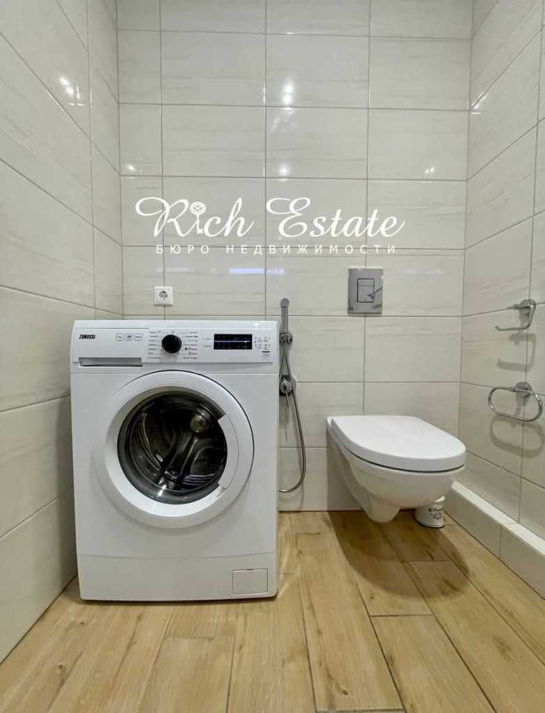 Аренда 2-комнатной квартиры 70 м², Глубочицкая ул., 13