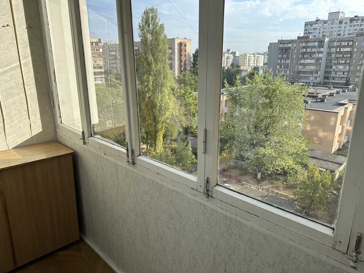 Аренда 3-комнатной квартиры 72 м², Николая Бажана просп., 5А