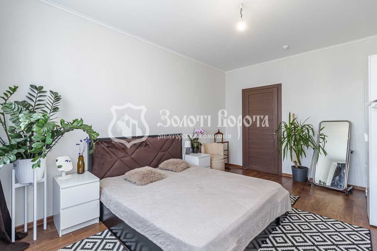 Продаж 1-кімнатної квартири 47 м², Ревуцького вул., 54б