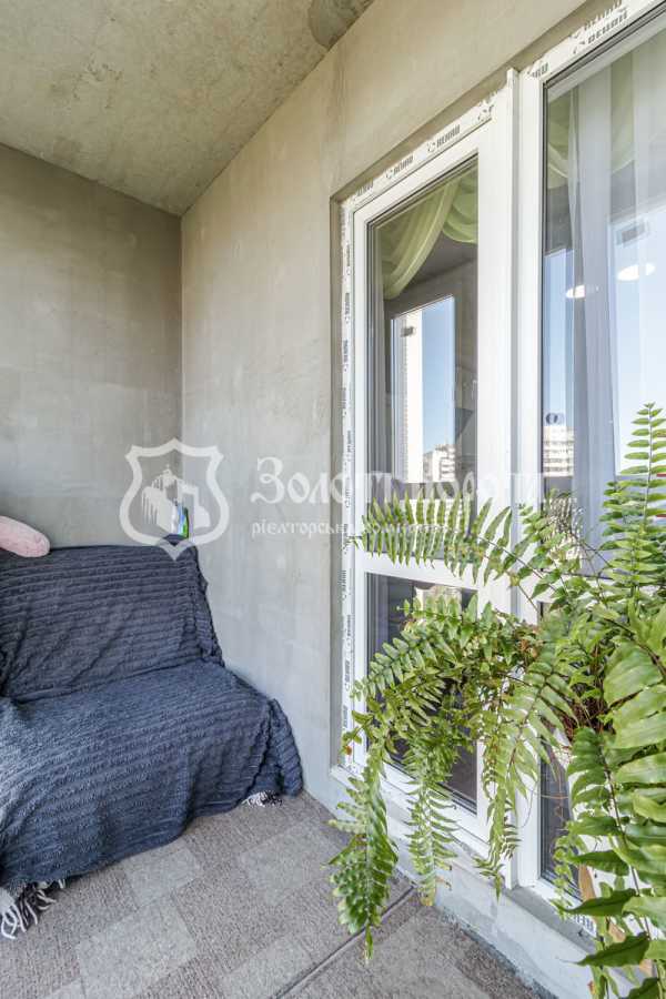 Продаж 1-кімнатної квартири 47 м², Ревуцького вул., 54б