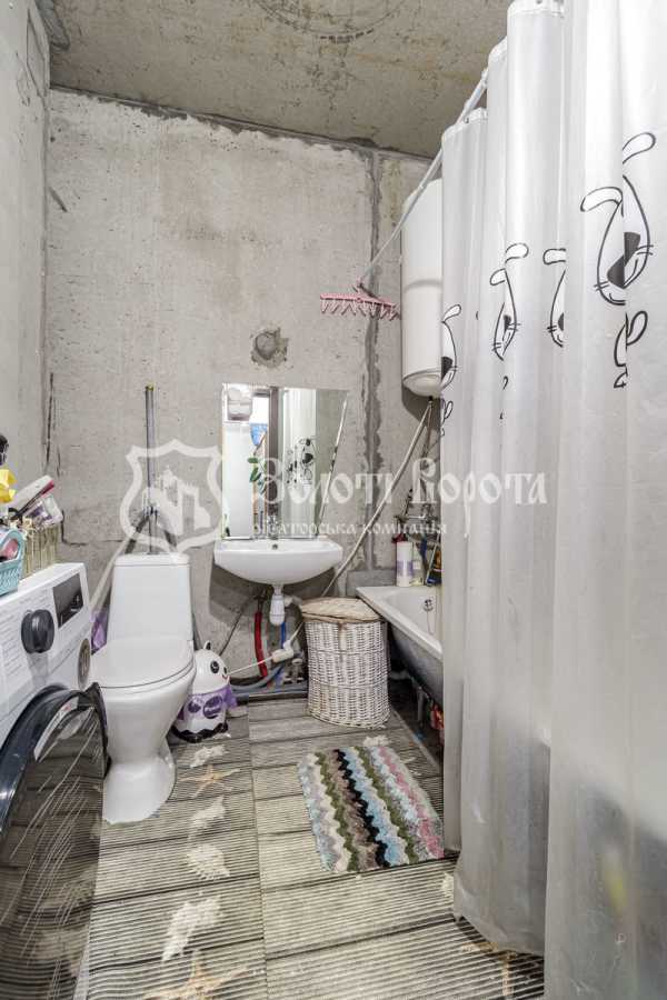 Продаж 1-кімнатної квартири 47 м², Ревуцького вул., 54б