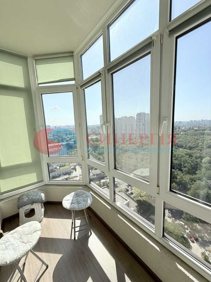 Продажа 1-комнатной квартиры 45 м², Авиаконструктора Игоря Сикорского ул., 4Б