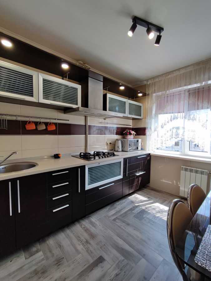 2-комнатная квартира посуточно 48 м², Митрополита Василия Липковского ул., 3