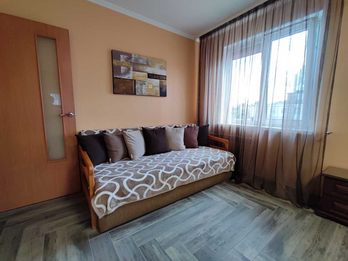 2-комнатная квартира посуточно 48 м², Митрополита Василия Липковского ул., 3