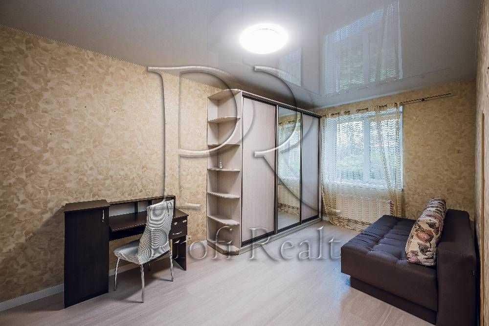 Продаж 1-кімнатної квартири 38 м², Мечникова вул., 118А