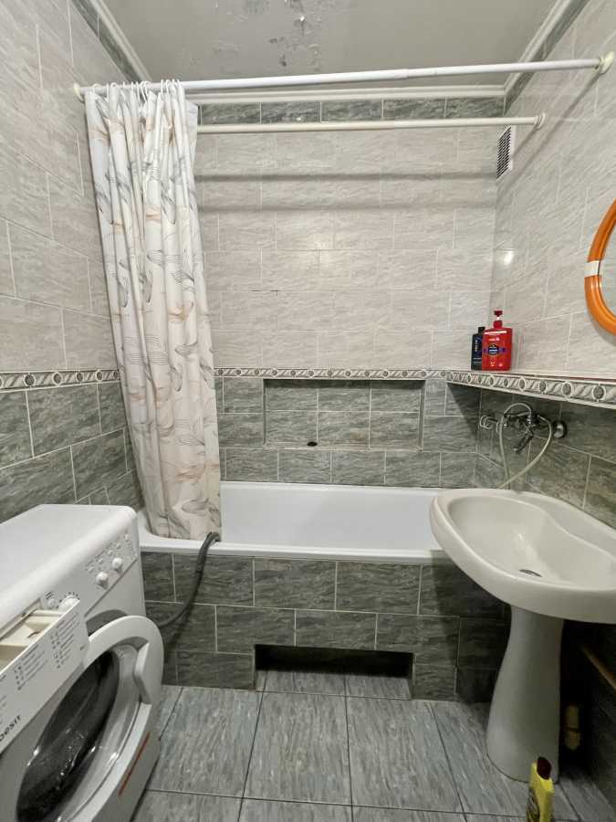 Аренда 2-комнатной квартиры 64 м², Михаила Котельникова ул., Драгоманова, 14