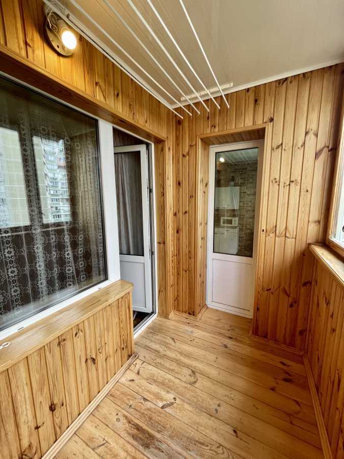 Аренда 2-комнатной квартиры 64 м², Михаила Котельникова ул., Драгоманова, 14