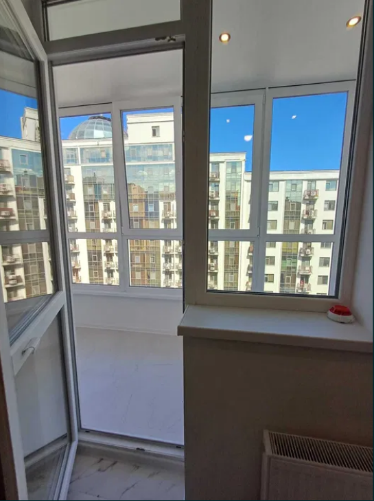 Продажа 1-комнатной квартиры 37 м², Жемчужная ул.