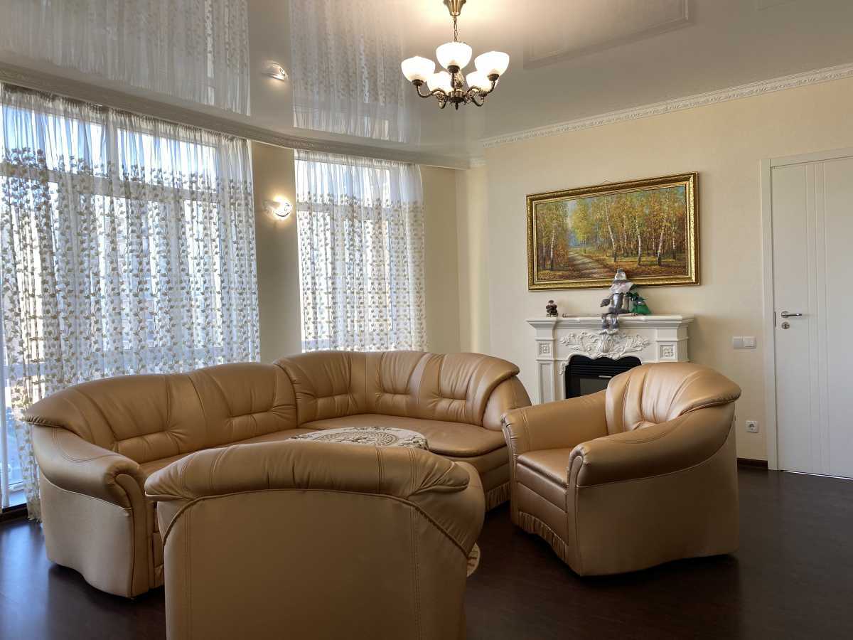 Продажа 3-комнатной квартиры 101 м², Валерия Лобановского ул., 29
