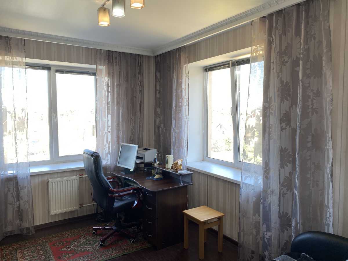 Продажа 3-комнатной квартиры 101 м², Валерия Лобановского ул., 29