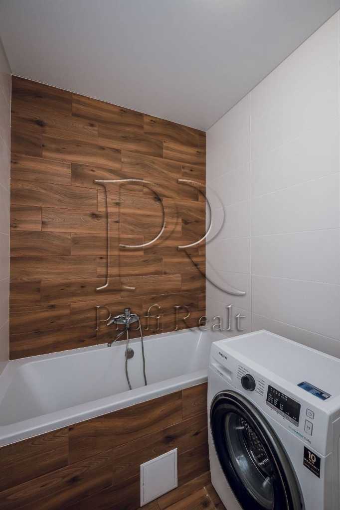 Продаж 1-кімнатної квартири 41 м², Університетська вул., 1Г