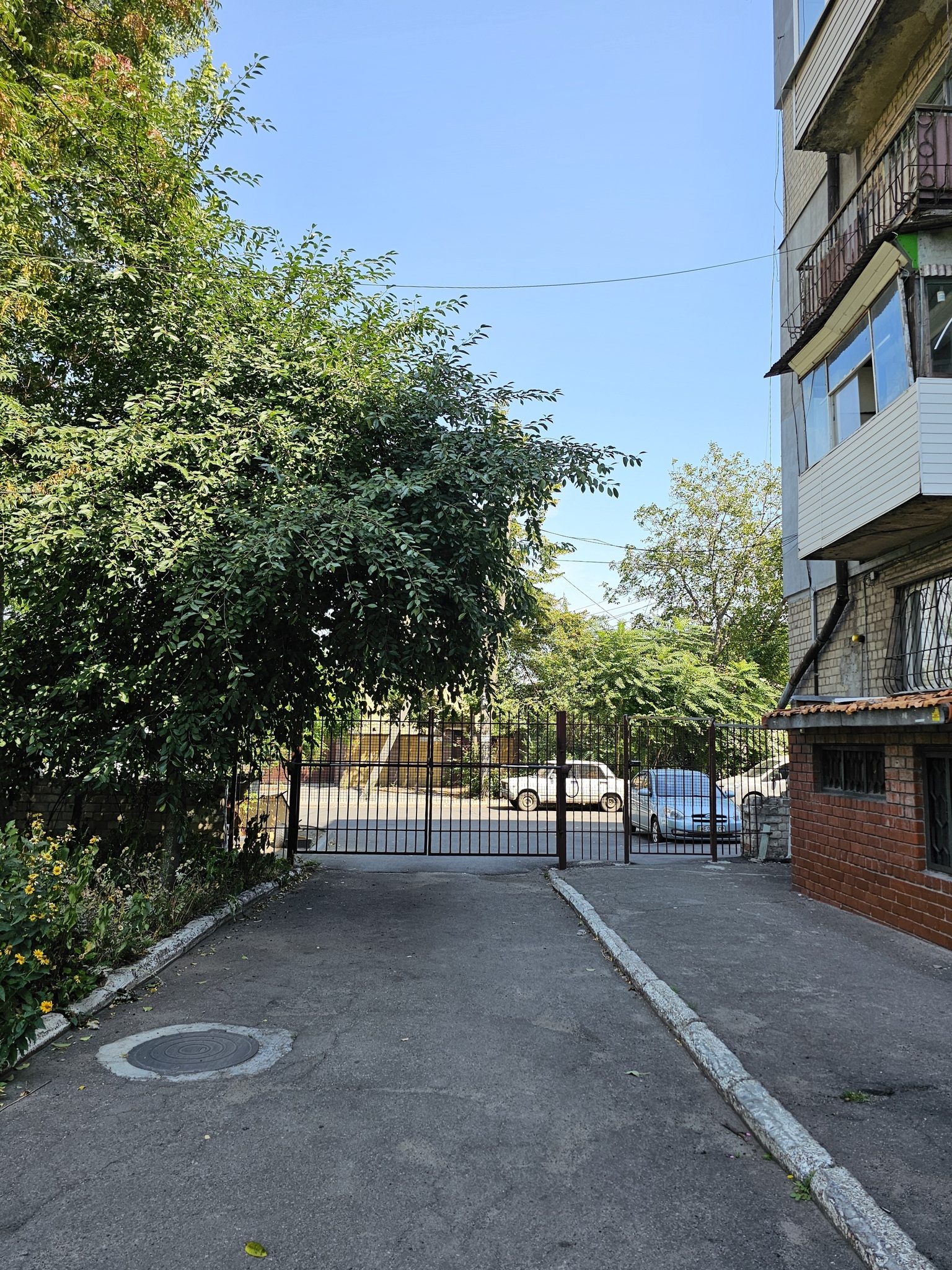 Продаж студії 57.6 м², Михайла Грушевського вул., 54