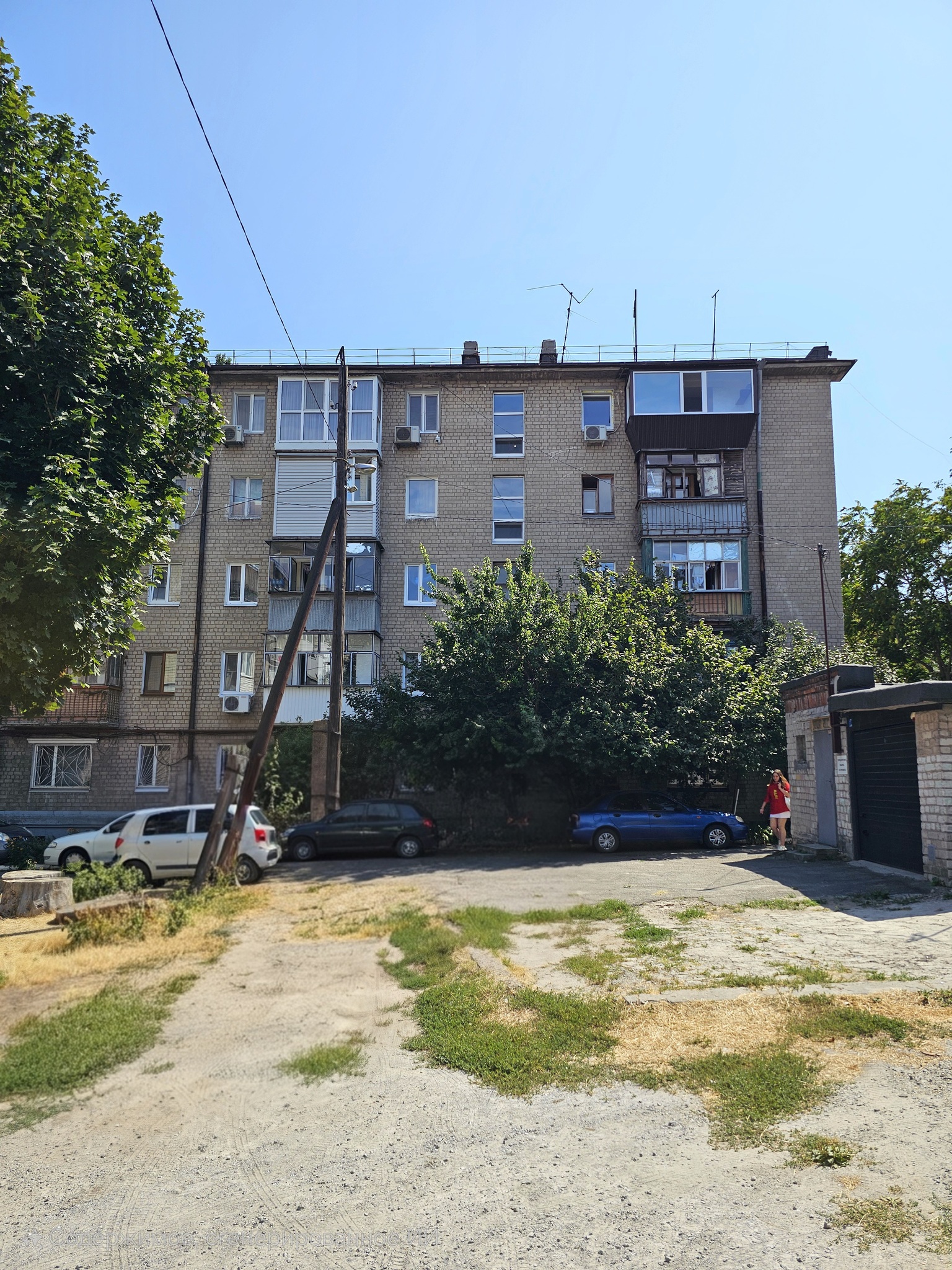 Продаж студії 57.6 м², Михайла Грушевського вул., 54