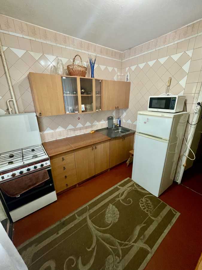 Оренда 1-кімнатної квартири 41 м², Героїв Дніпра вул., 40А