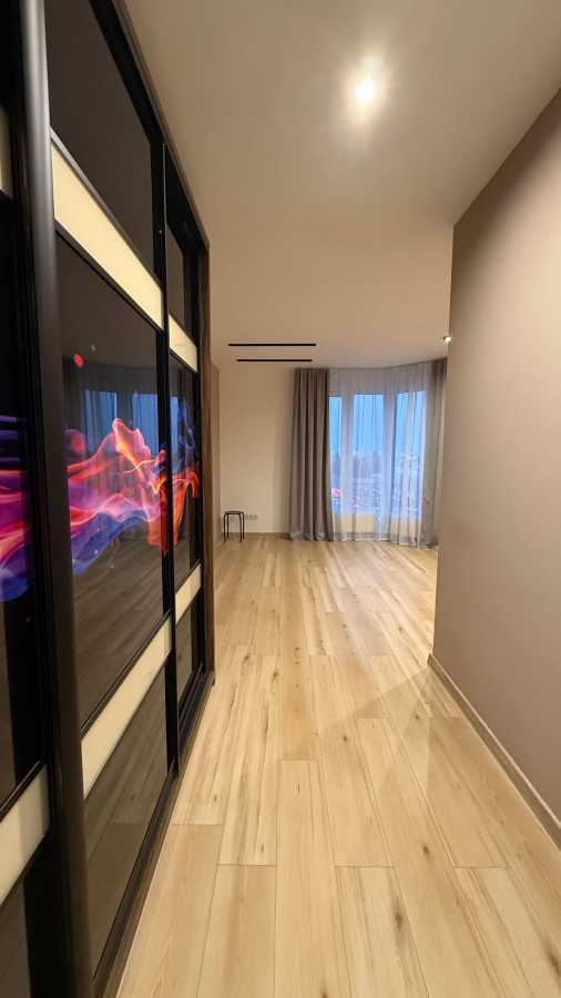 Оренда 3-кімнатної квартири 85 м², В'ячеслава Чорновола вул., 6