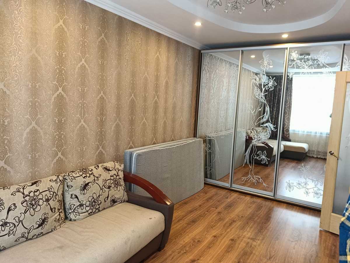 Продаж 1-кімнатної квартири 35 м², Вереснева вул., 22