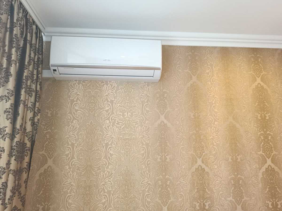 Продаж 1-кімнатної квартири 35 м², Вереснева вул., 22