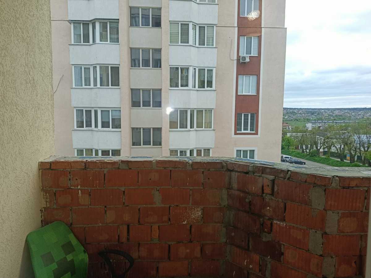 Продаж 1-кімнатної квартири 35 м², Вереснева вул., 22