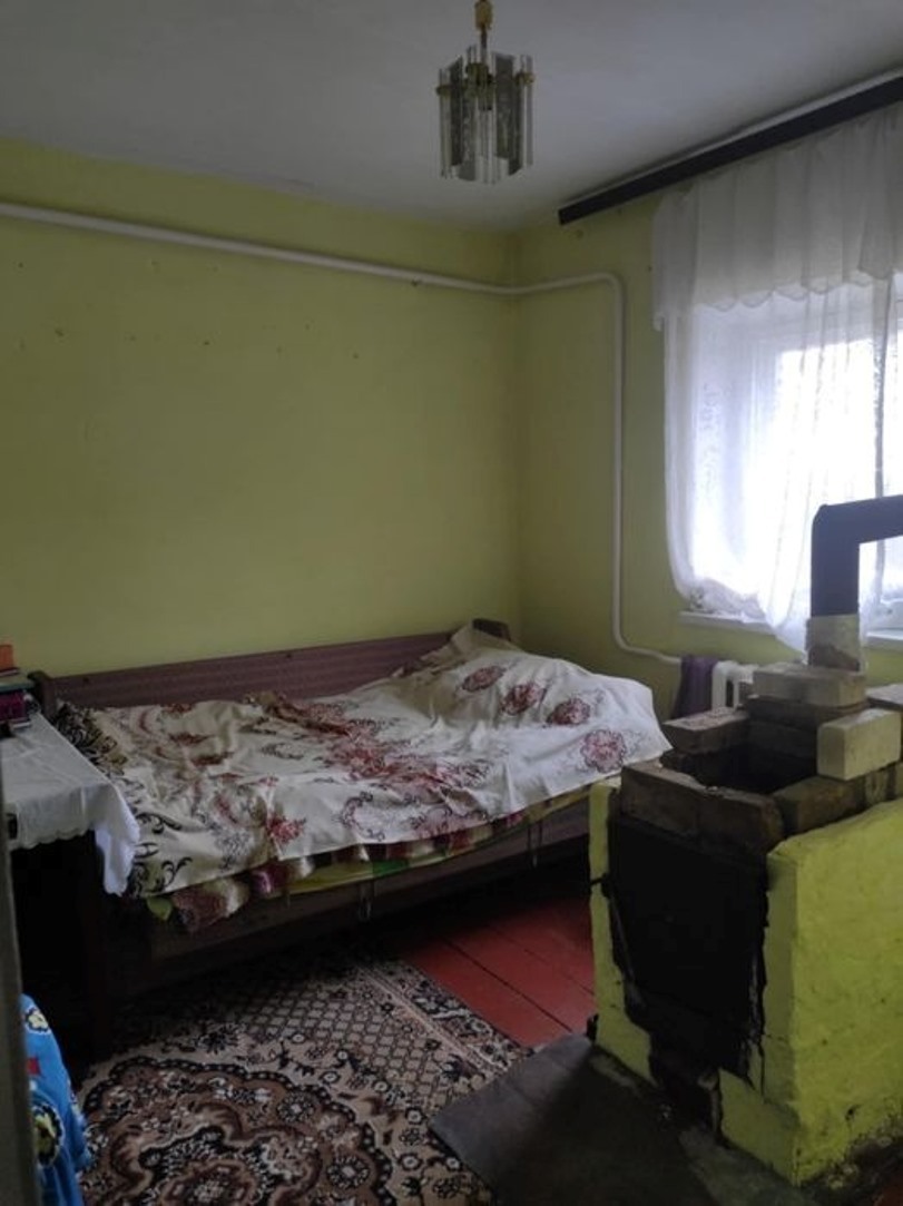 Продаж будинку 77 м²