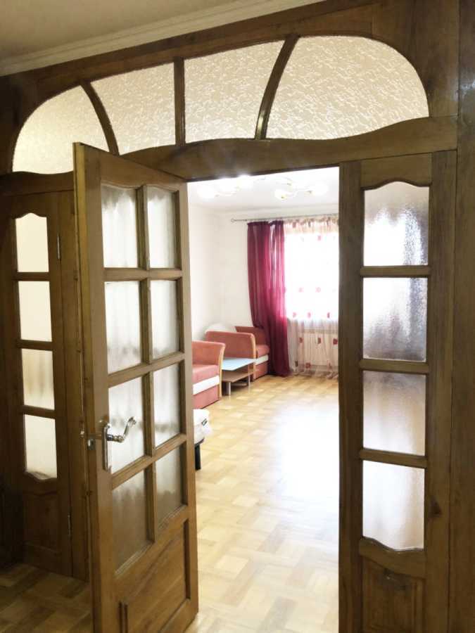 Оренда 1-кімнатної квартири 58 м², Клінічна вул., 23-25